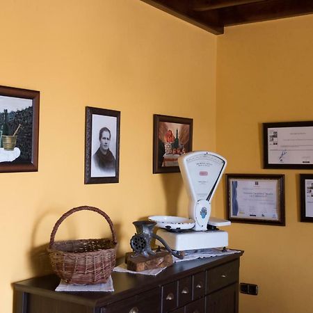 Maria La Carbayeda Guest House Luanco Bagian luar foto