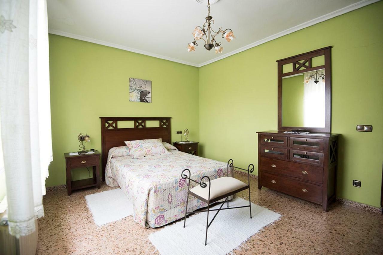 Maria La Carbayeda Guest House Luanco Bagian luar foto