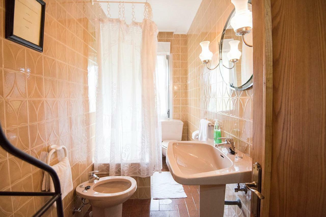 Maria La Carbayeda Guest House Luanco Bagian luar foto