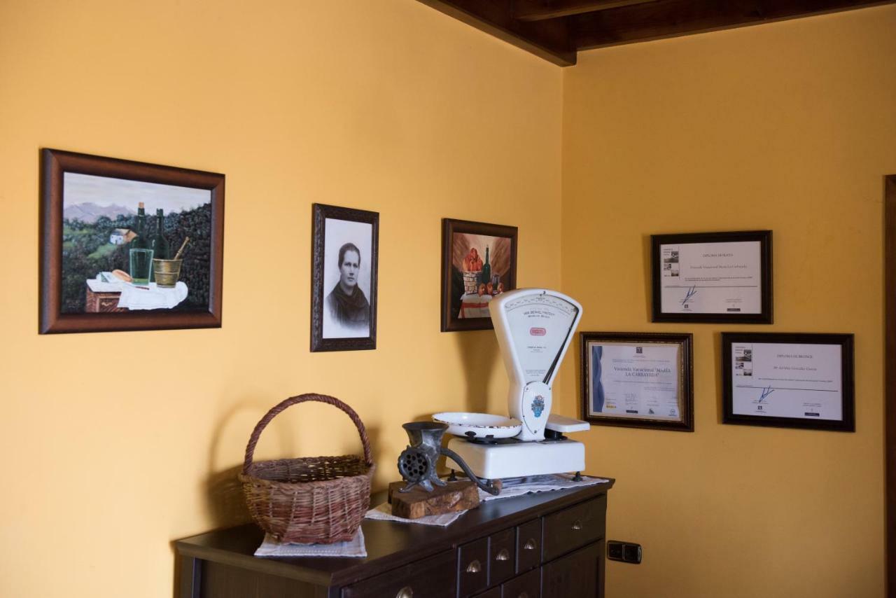 Maria La Carbayeda Guest House Luanco Bagian luar foto